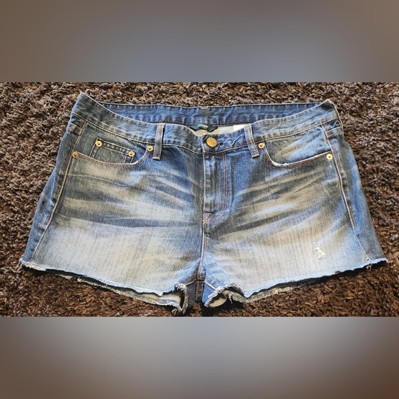 JCrew Women’s Size 31 Medium Wash No Stretch Raw Hem Cut Off Denim Shorts EUC** - Picture 1 of 5